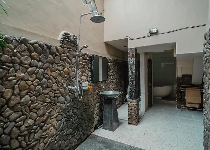 Grand Ashanti Villa Ubud